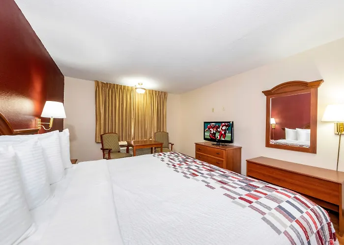 Red Roof Inn Meridian