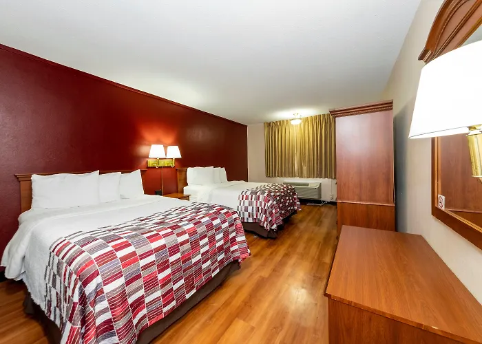 Red Roof Inn Meridian